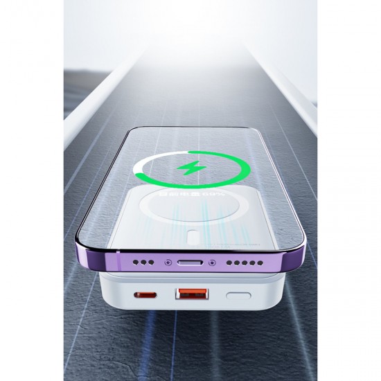 Yesido YP45 10.000 mAh 20W Dijital Göstergeli 15W Kablosuz Şarjlı Standlı Magsafe PD Hızlı Şarj Powerbank (Beyaz)